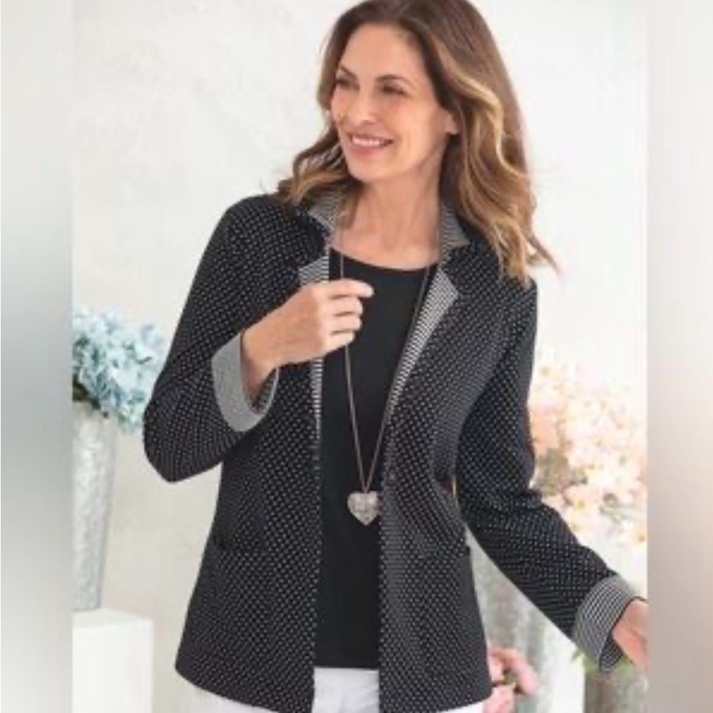 🌺APPLESEED’S BLACK/WHITE POLKA DOT-STRIPED BLAZER